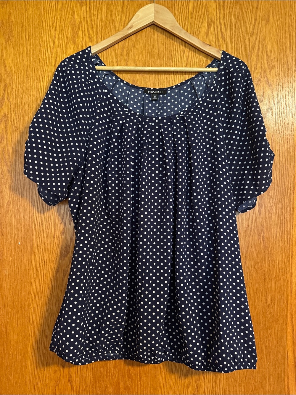 Roz & Ali Navy and White Polka Dot Short Sleeve Blouse